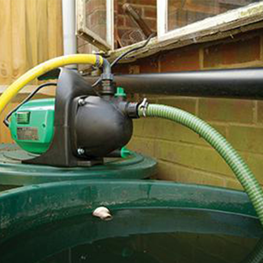 KS801 Portable Surface Jet Pump - location shot, pump being used in garden rainwater tank